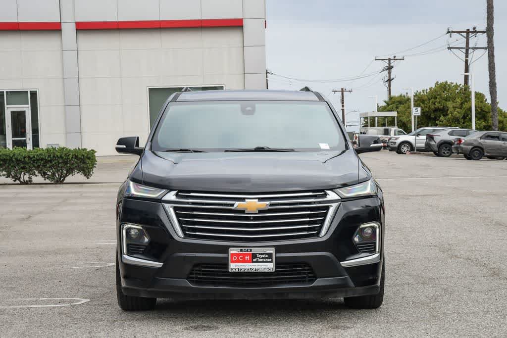 Used 2022 Chevrolet Traverse Premier FWD image 2
