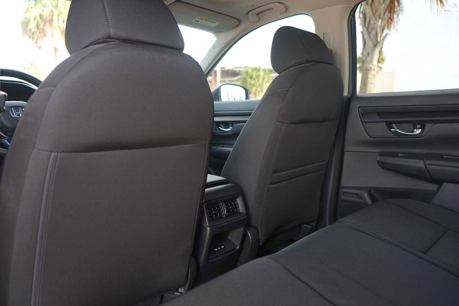 Used 2025 Honda CR-V EX image 13