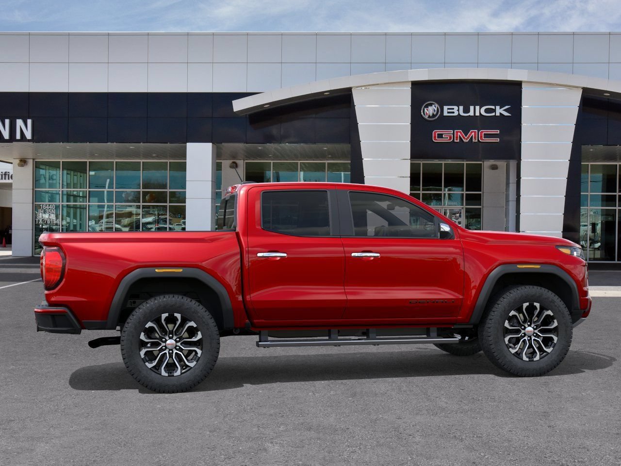 New 2026 GMC Canyon Denali w/ LPO, Black Badging Package AWD/4WD image 5