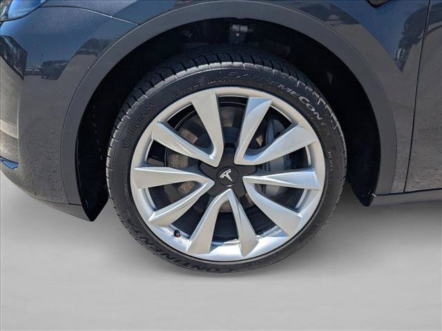 Used 2024 Tesla Model Y Long Range RWD image 26