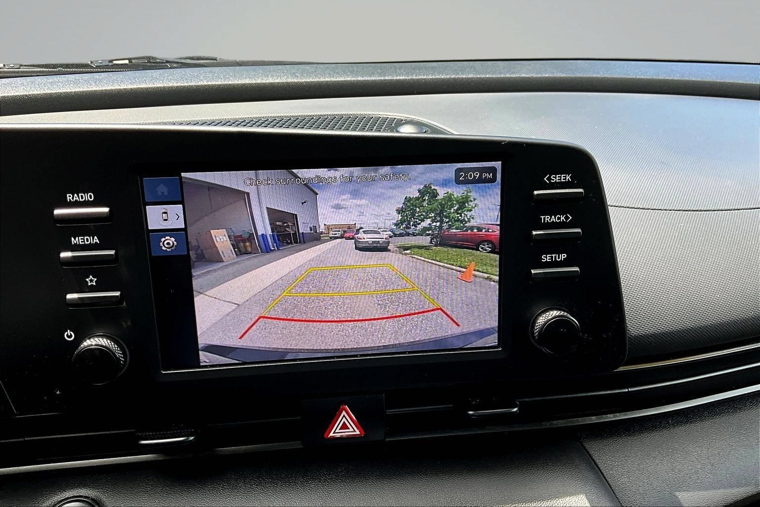 Used 2025 Hyundai Elantra Sport FWD image 17