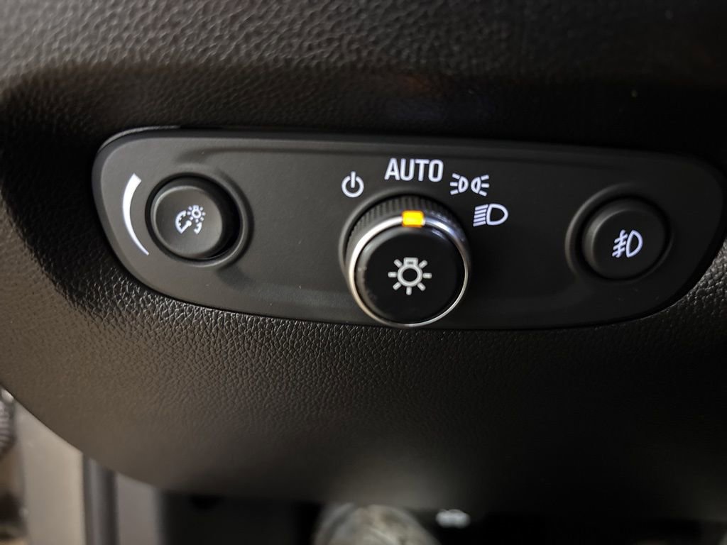 Certified 2020 Chevrolet Traverse LT image 31