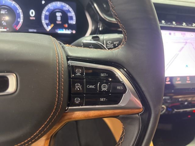 Used 2025 Jeep Grand Cherokee Summit image 18