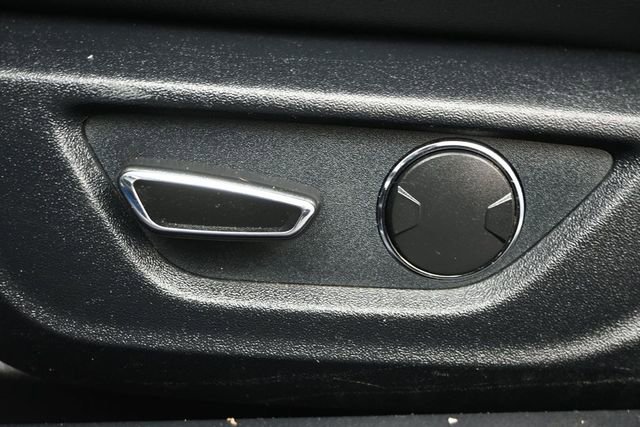 Used 2017 Ford Mustang Premium RWD image 13