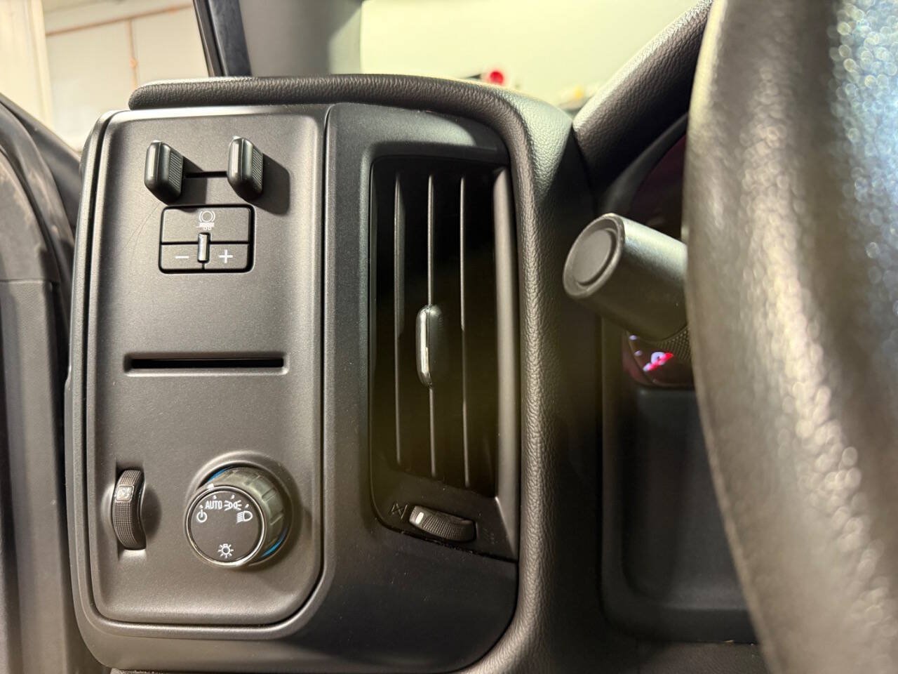 Used 2017 Chevrolet Silverado 2500 W/T w/ WT Convenience Package AWD/4WD image 19