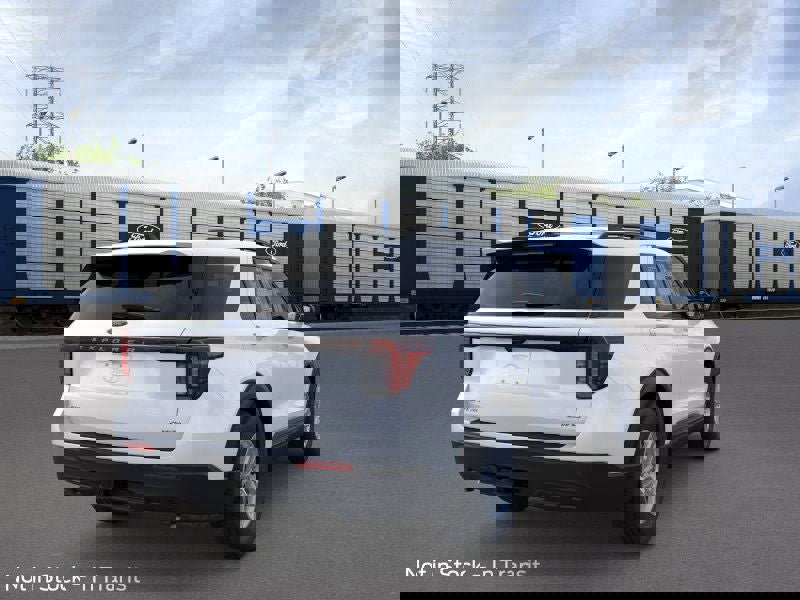 New 2026 Ford Explorer Active image 8
