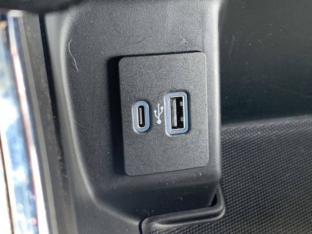 Used 2022 Ford F150 XLT w/ Equipment Group 302A High AWD/4WD image 26