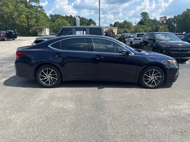 Used 2018 Lexus ES 350 w/ Luxury Package w/Wood Trim FWD image 2