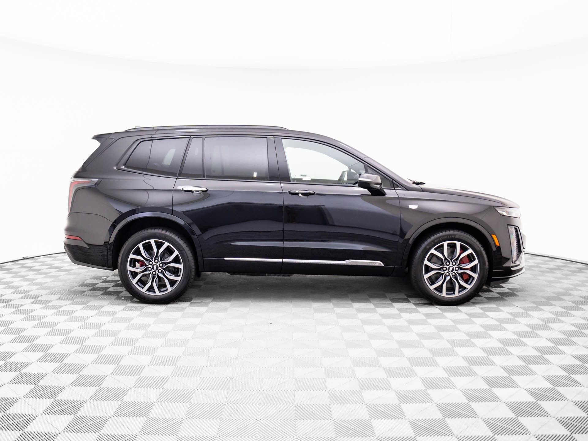 New 2025 Cadillac XT6 Sport image 7