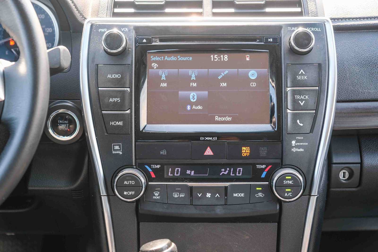 Used 2017 Toyota Camry XLE w/ Convenience Package FWD image 13