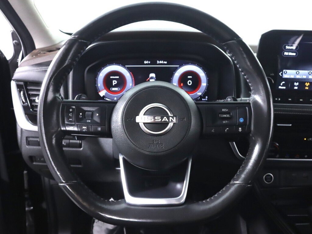 Used 2022 Nissan Rogue Platinum w/ Head-Up Display Package AWD/4WD image 12