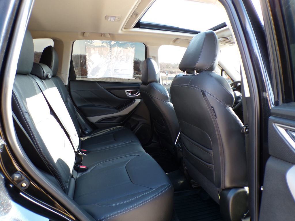 Used 2024 Subaru Forester Limited AWD/4WD image 20