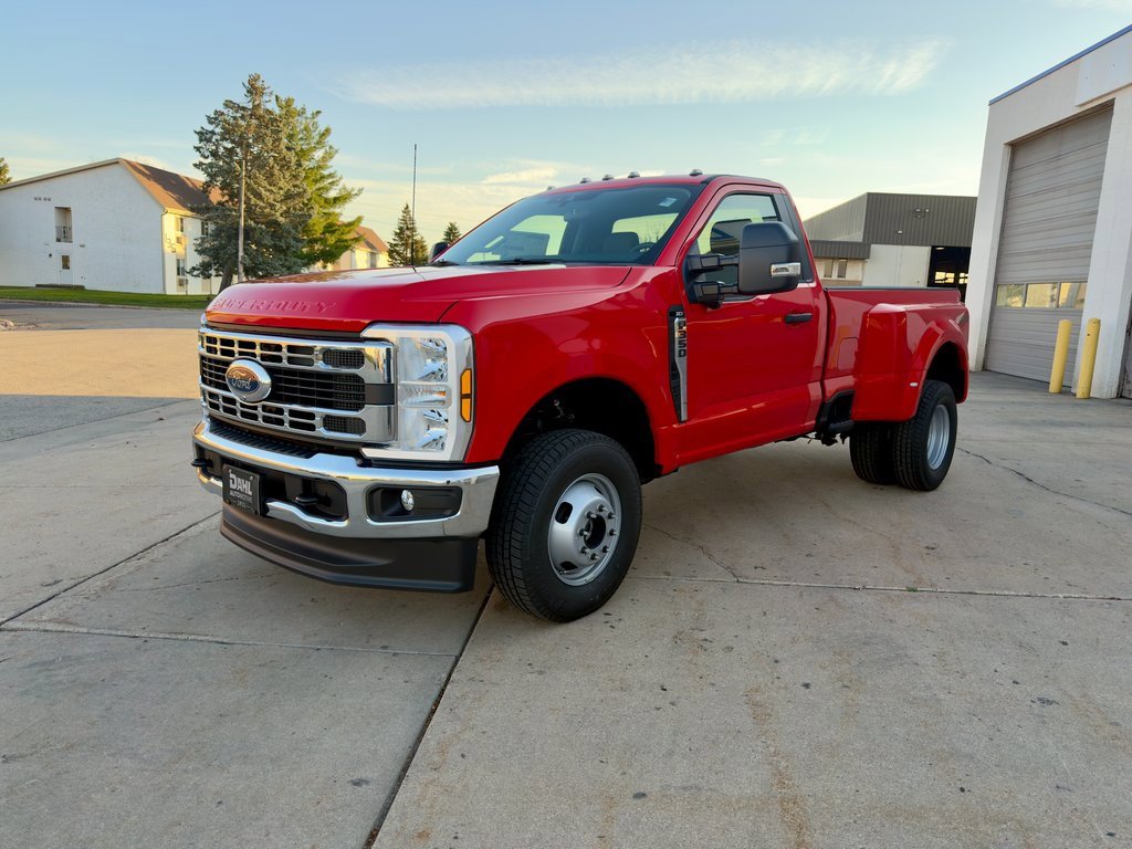 New 2026 Ford F350 XLT w/ 360-Degree Camera Package image 4