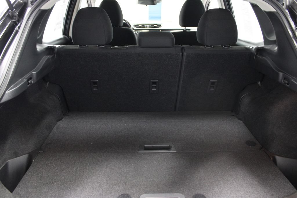 Certified 2022 Nissan Rogue Sport SV AWD/4WD image 16