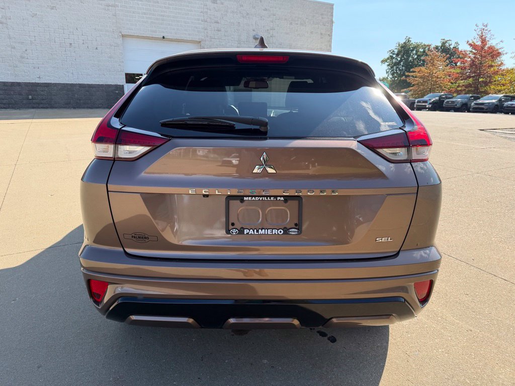 Used 2024 Mitsubishi Eclipse Cross SEL AWD/4WD image 4