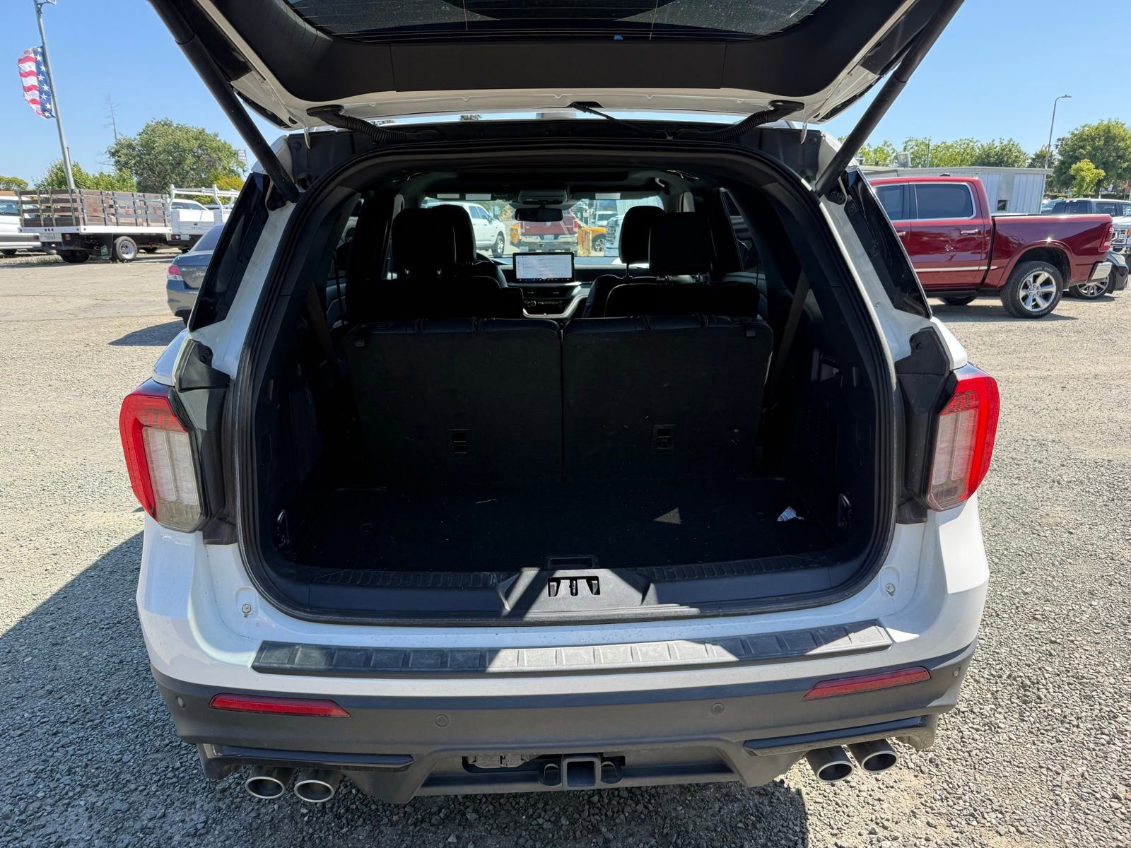 Certified 2025 Ford Explorer ST w/ Sun And Sound Package AWD/4WD image 5
