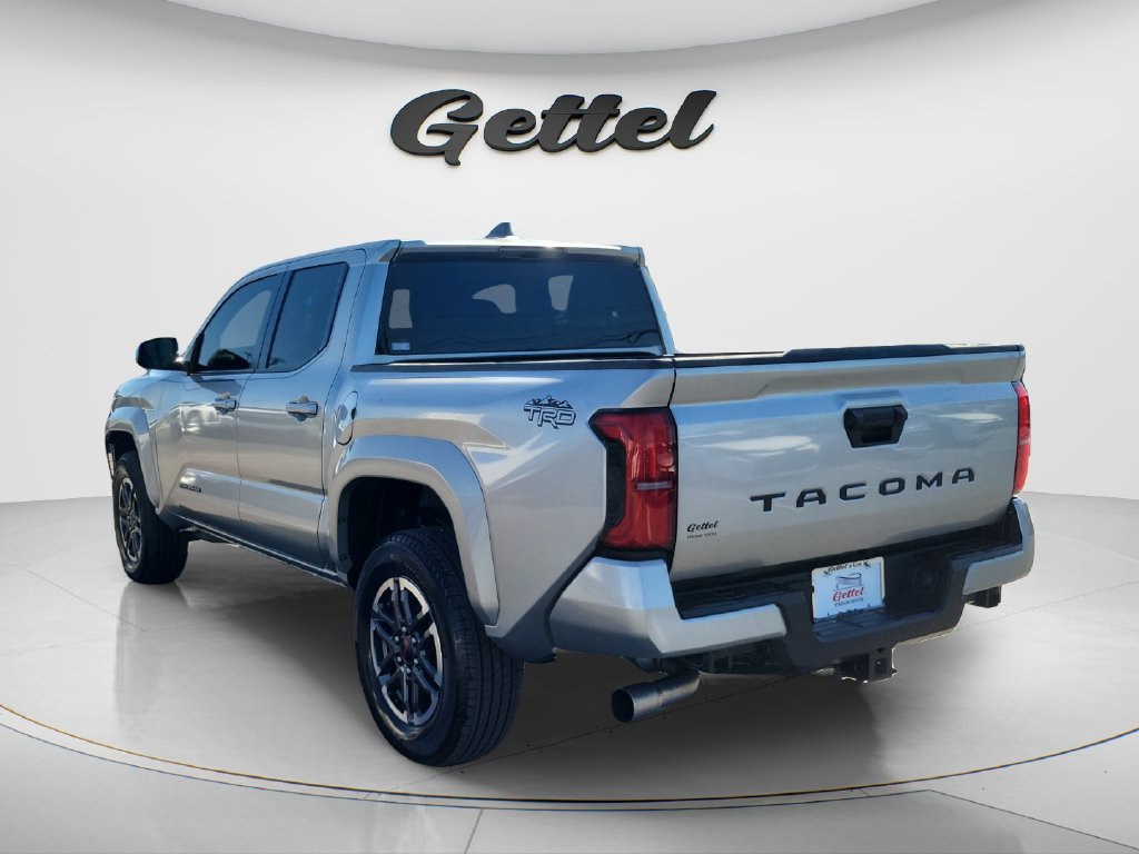 Used 2025 Toyota Tacoma TRD Sport RWD image 7