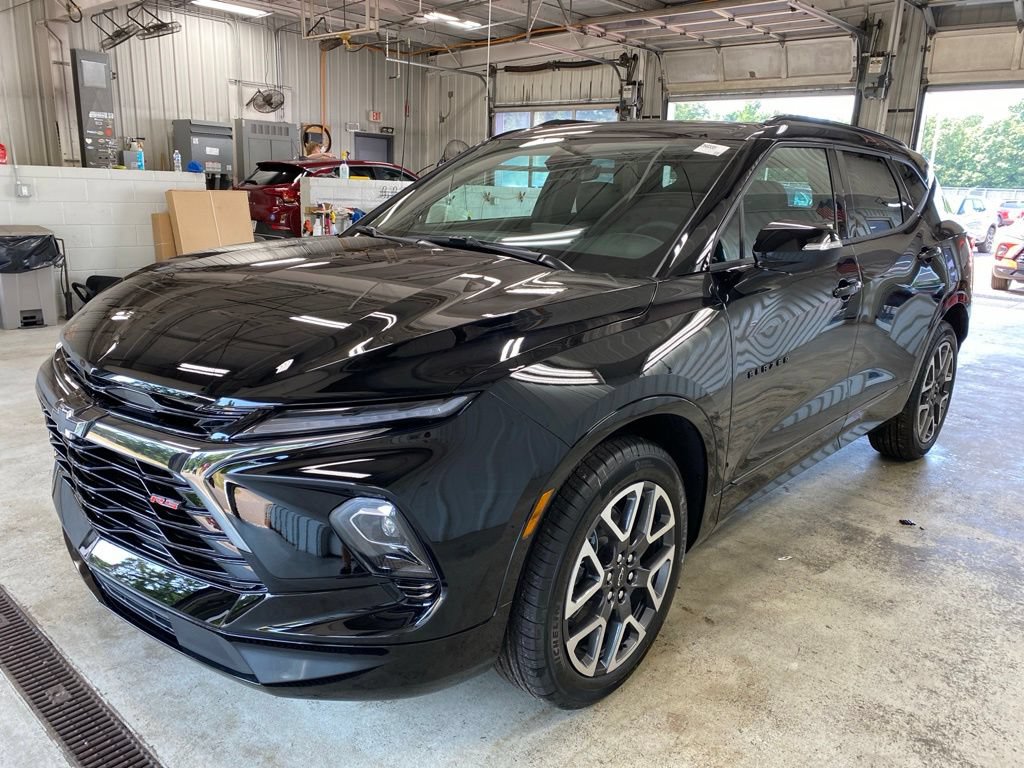 New 2026 Chevrolet Blazer RS w/ Driver Confidence II Package AWD/4WD image 6