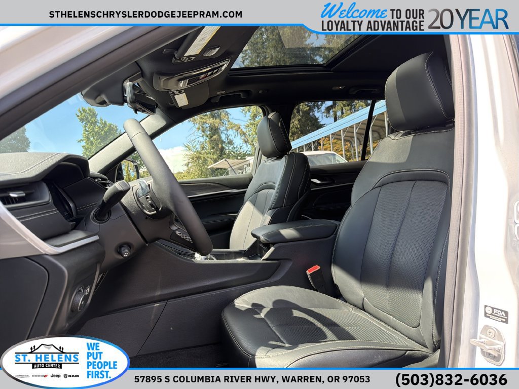 New 2026 Jeep Grand Cherokee Limited AWD/4WD image 13