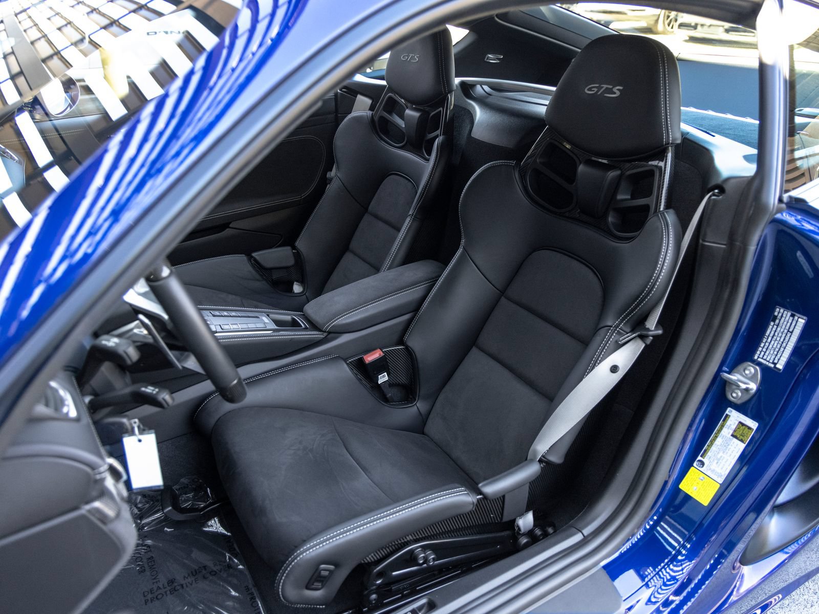 Used 2025 Porsche 718 Cayman GTS RWD image 5