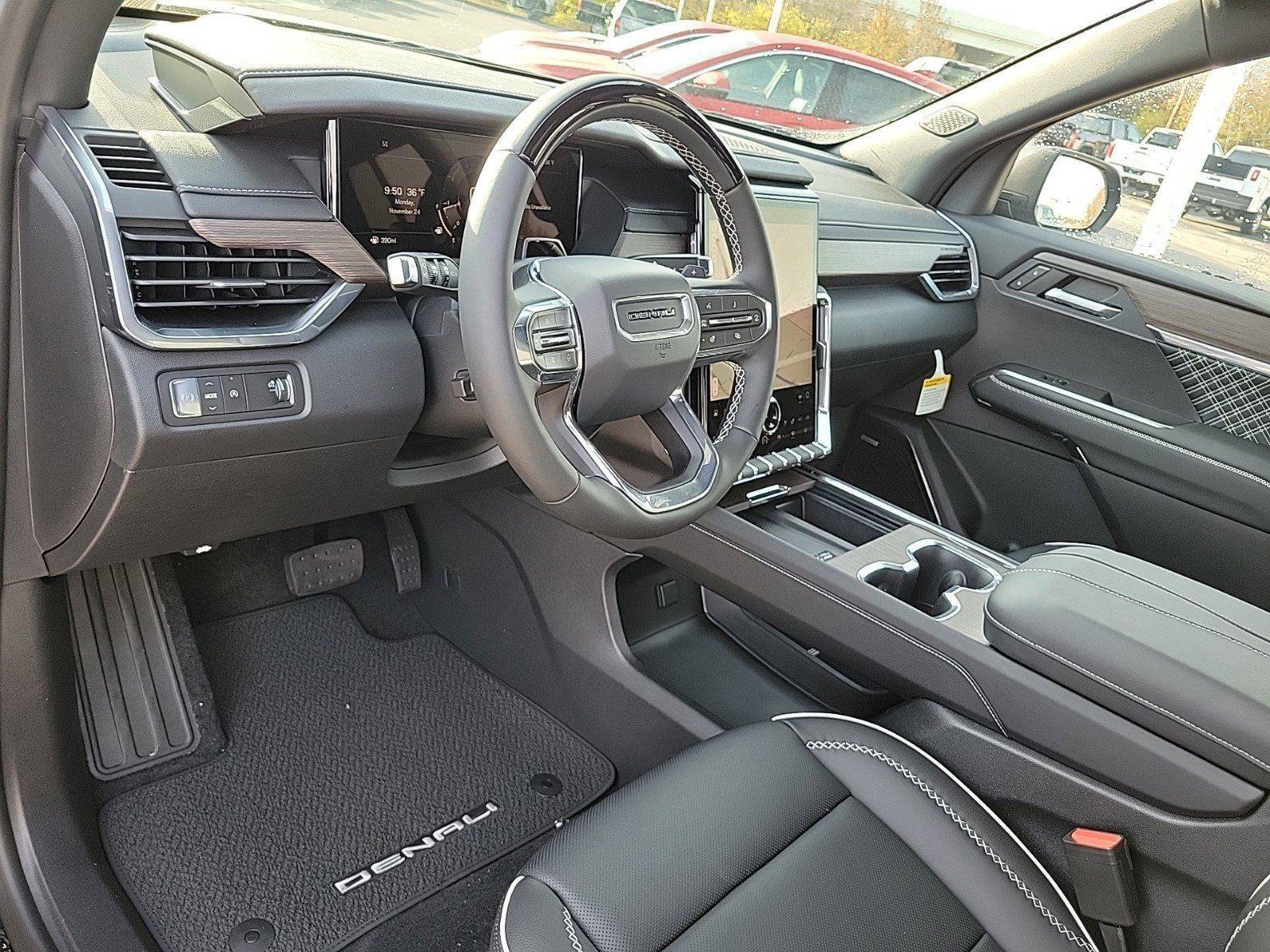 New 2026 GMC Acadia Denali w/ Super Cruise Package FWD image 18