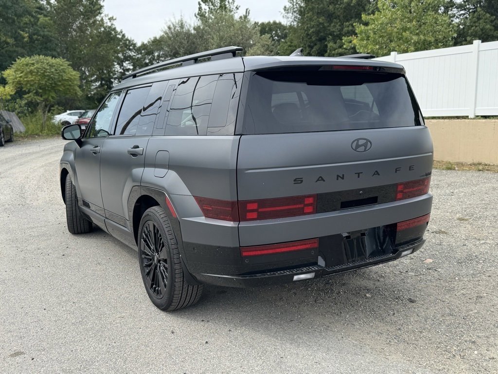 Used 2025 Hyundai Santa Fe Calligraphy image 3
