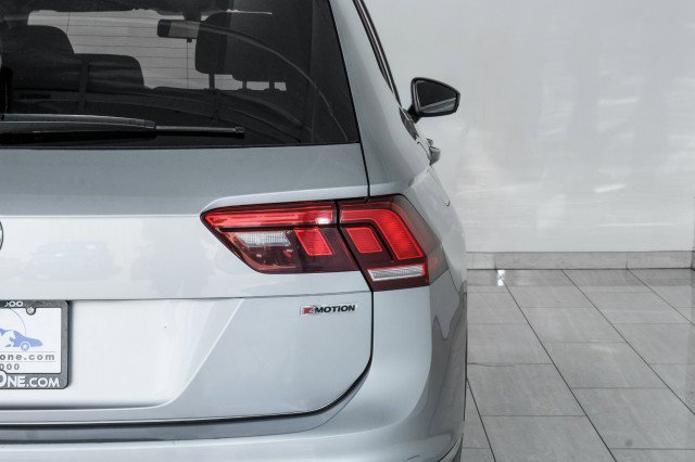 Used 2021 Volkswagen Tiguan SE R-Line image 51
