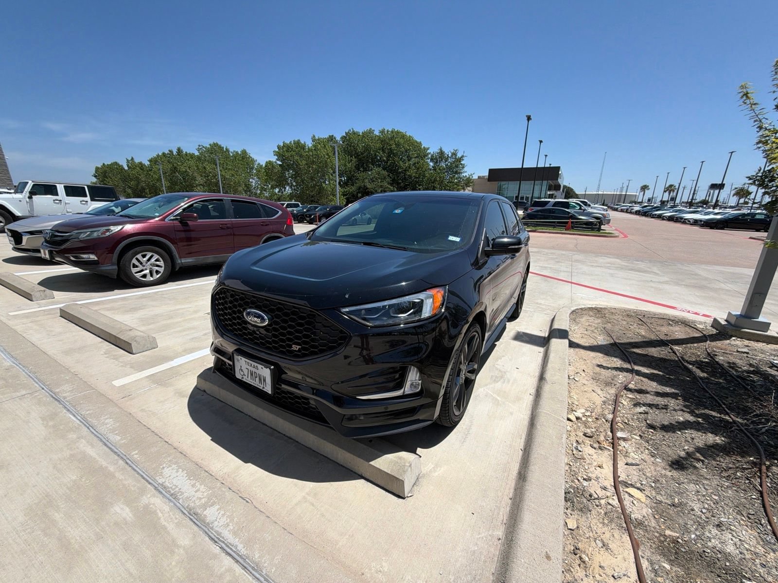 Used 2019 Ford Edge ST w/ Equipment Group 401A AWD/4WD image 12