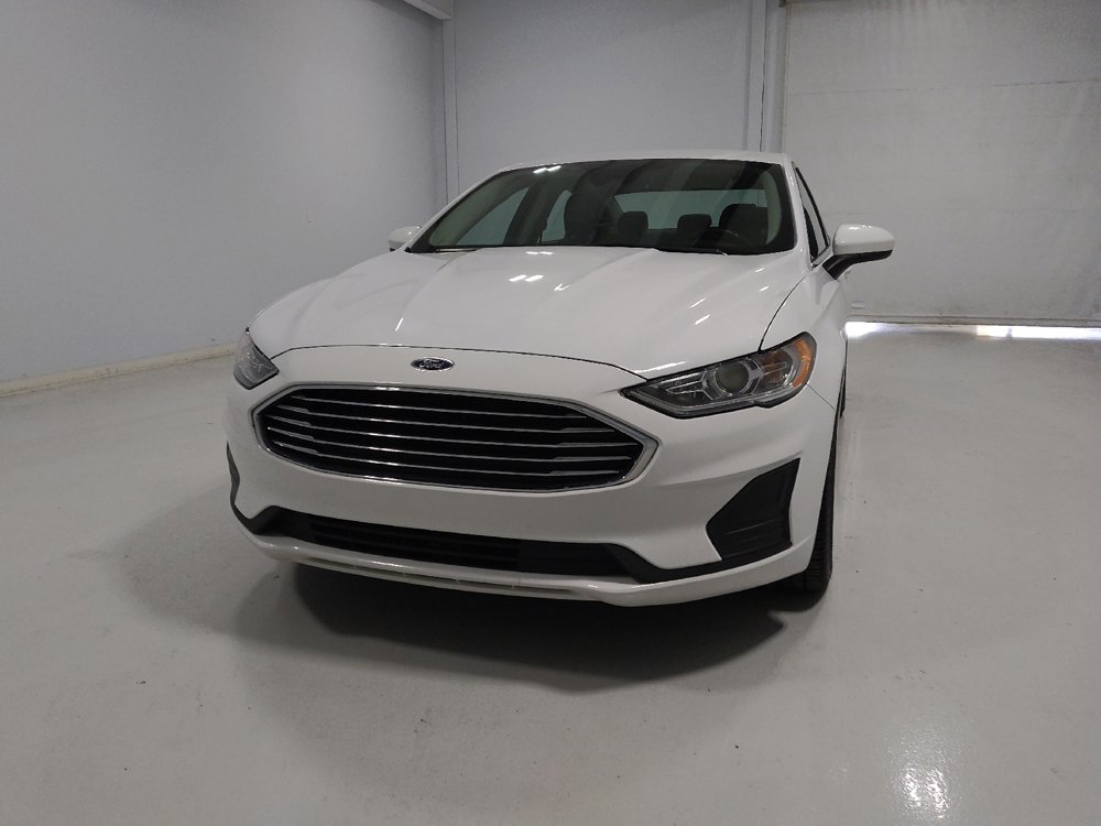 Used 2020 Ford Fusion SE FWD image 15