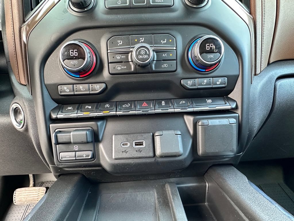 Certified 2020 Chevrolet Silverado 1500 High Country AWD/4WD image 30