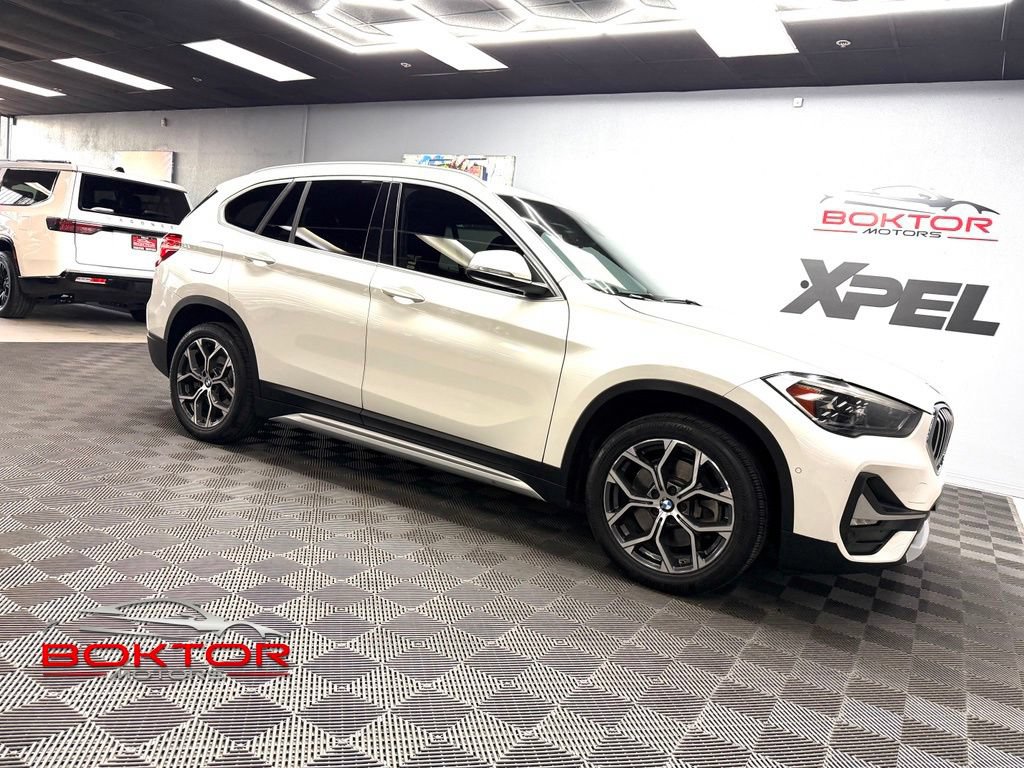 Used 2020 BMW X1 sDrive28i w/ Premium Package FWD image 1