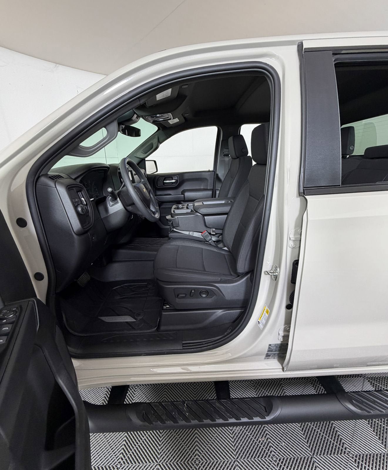 New 2026 Chevrolet Silverado 1500 Custom w/ Turbomax Blackout Package RWD image 8