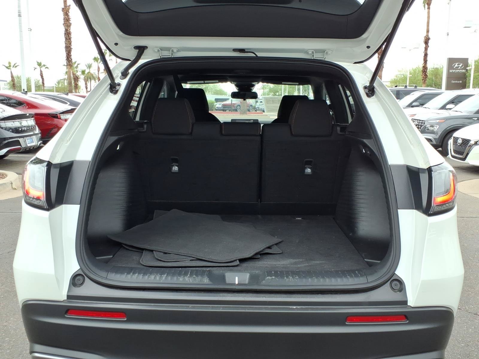 Used 2024 Honda HR-V Sport image 11