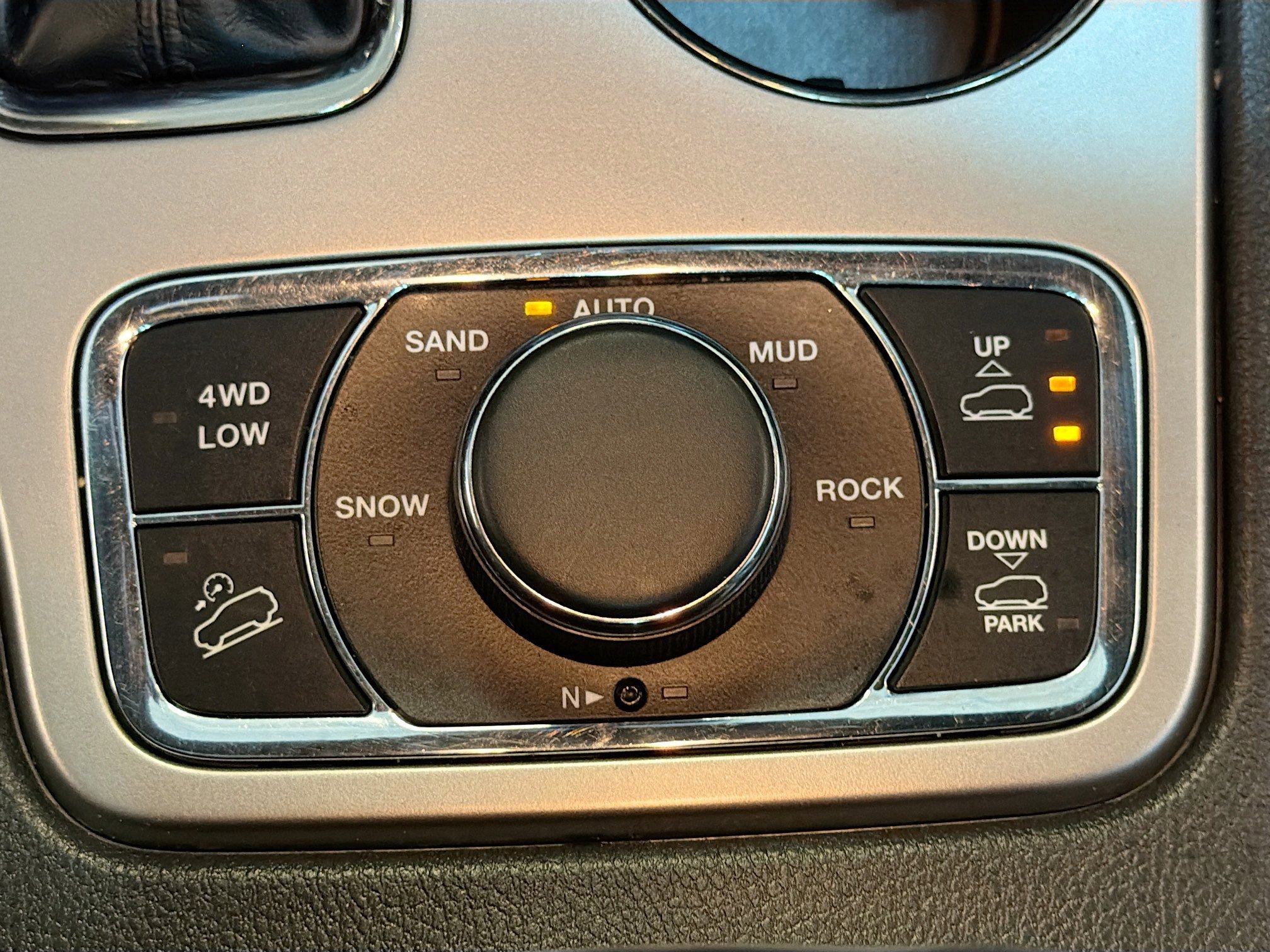 Used 2018 Jeep Grand Cherokee High Altitude image 26