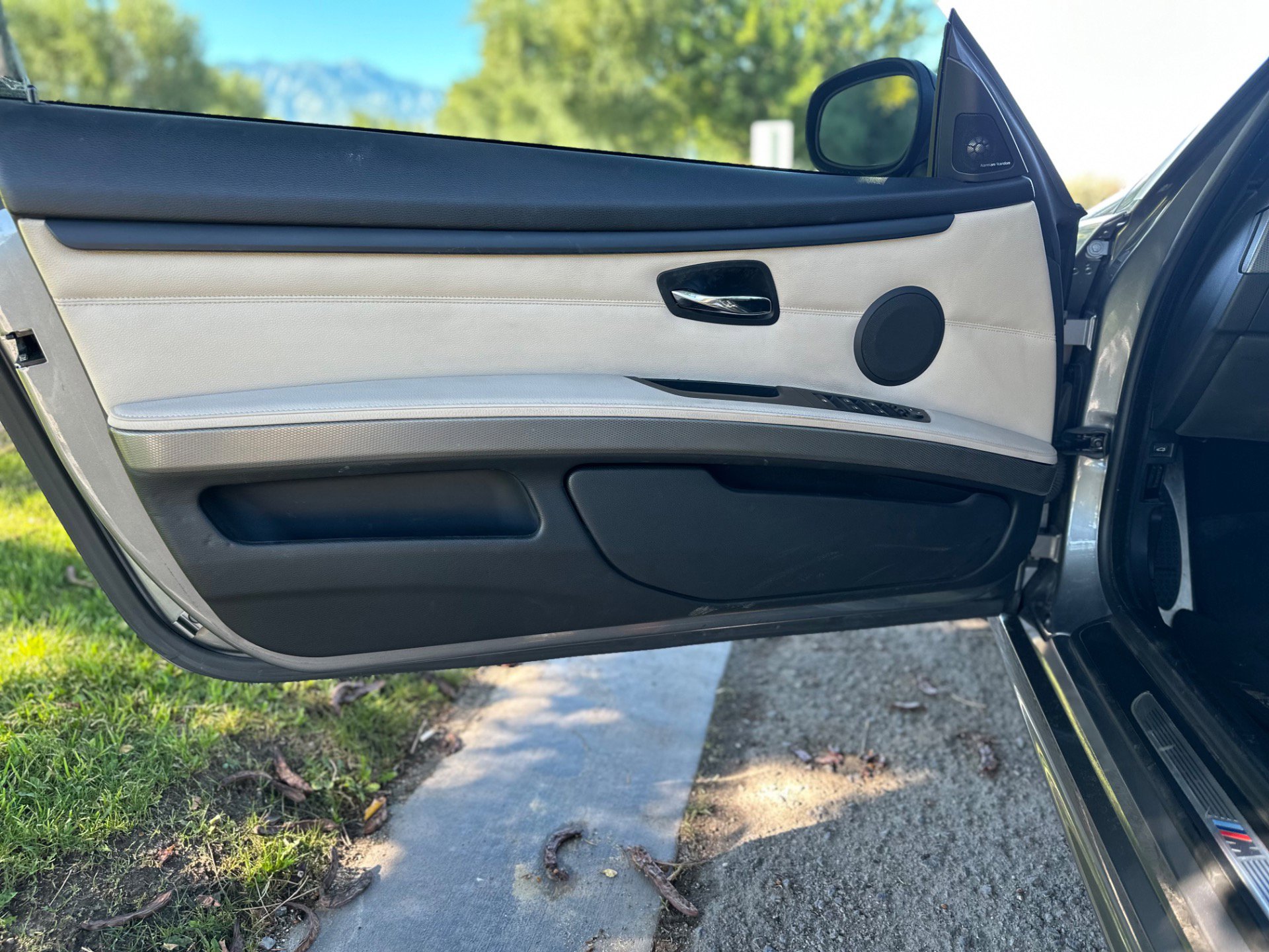 Used 2013 BMW 335is Convertible image 39