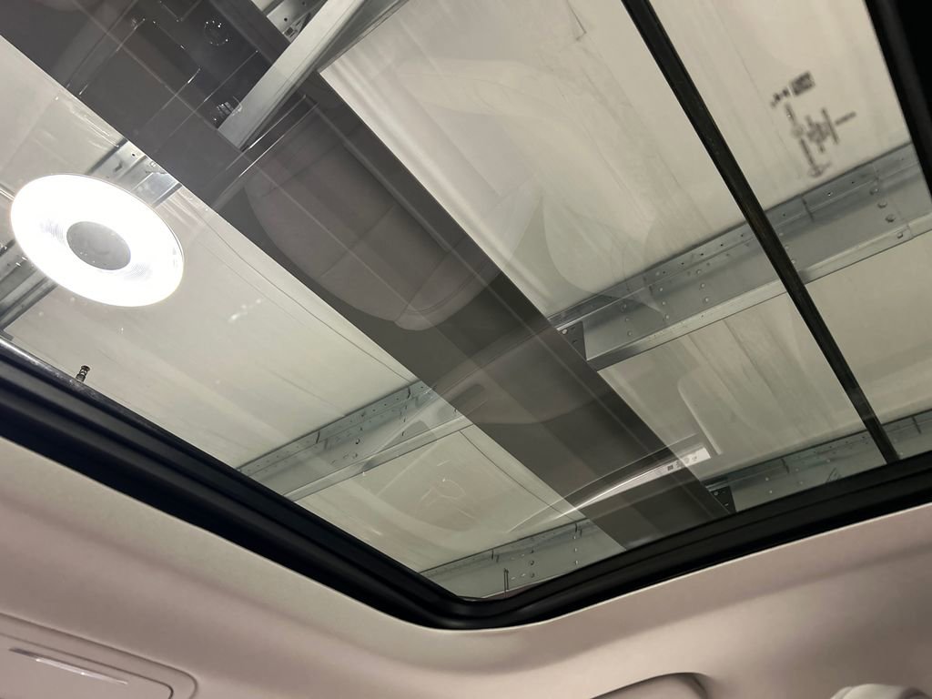 Used 2026 Lincoln Aviator AWD image 29