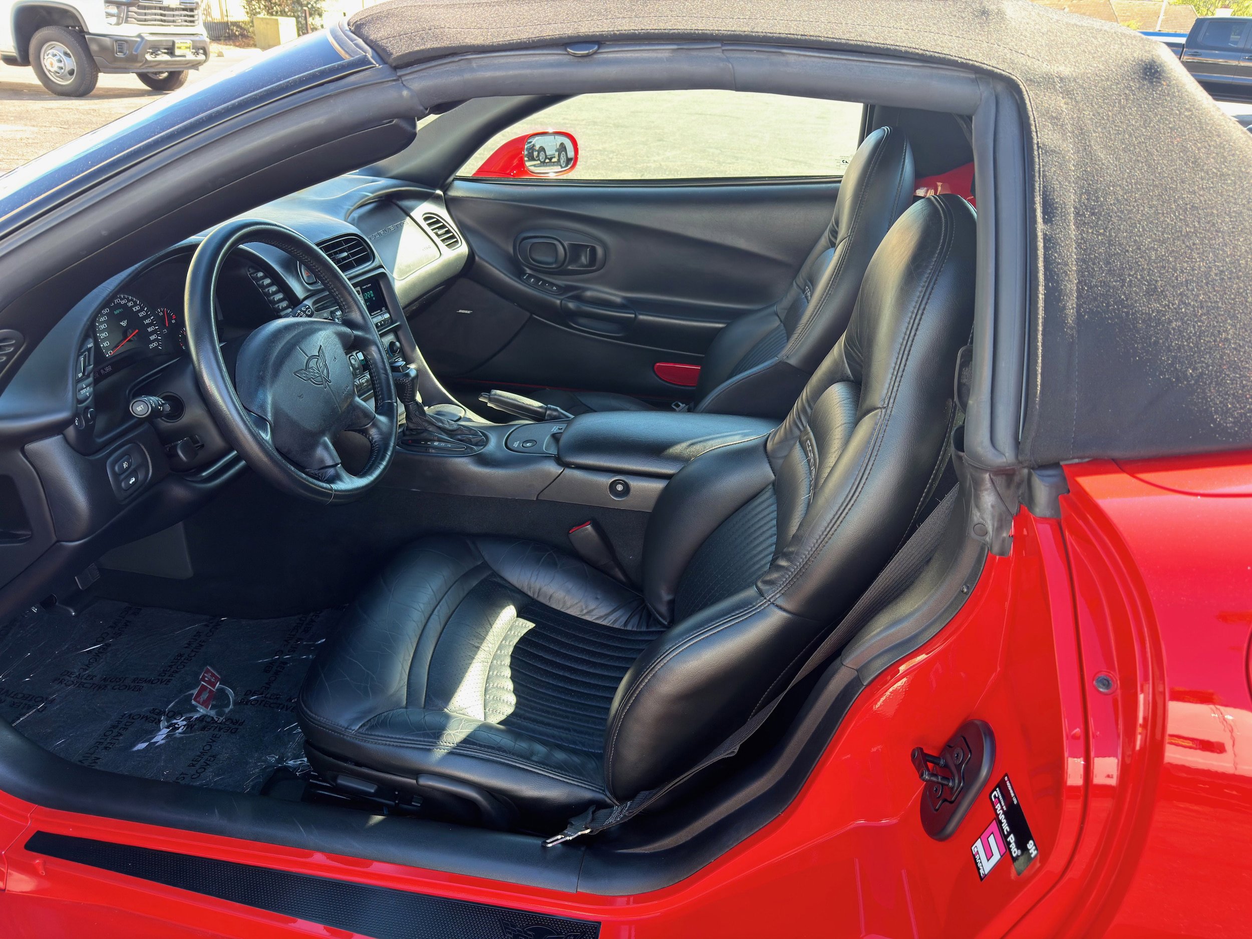 Used 2001 Chevrolet Corvette Convertible w/ Preferred Equipment Group2 image 14
