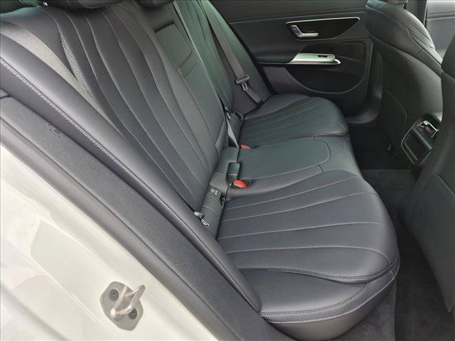 Used 2026 Mercedes-Benz E 350 4MATIC Sedan image 20