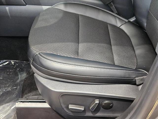 New 2025 Ford Escape SE image 4