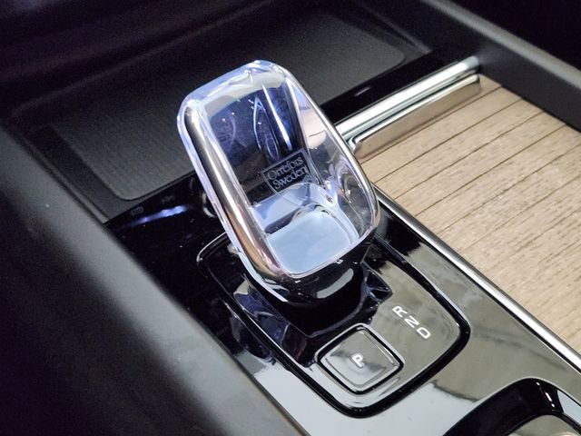 New 2026 Volvo XC60 B5 Plus w/ Protection Package Premier image 19
