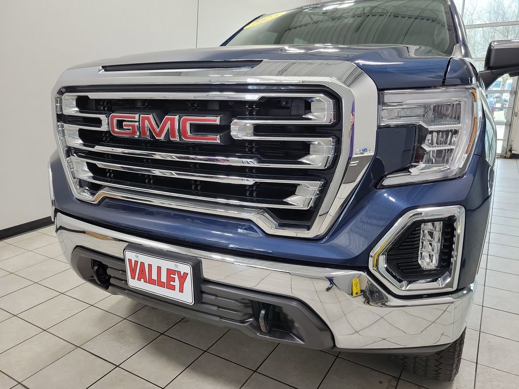 Used 2022 GMC Sierra 1500 SLT AWD/4WD image 30