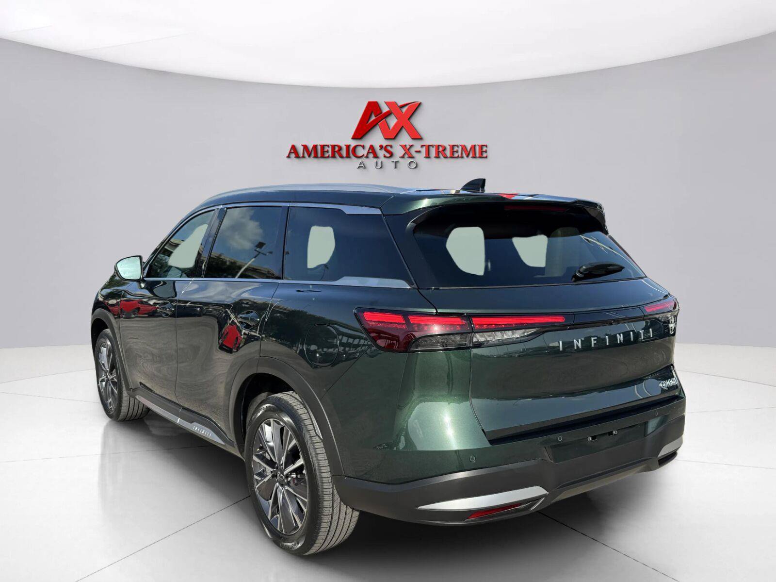 Used 2026 INFINITI QX60 Luxe AWD/4WD image 4