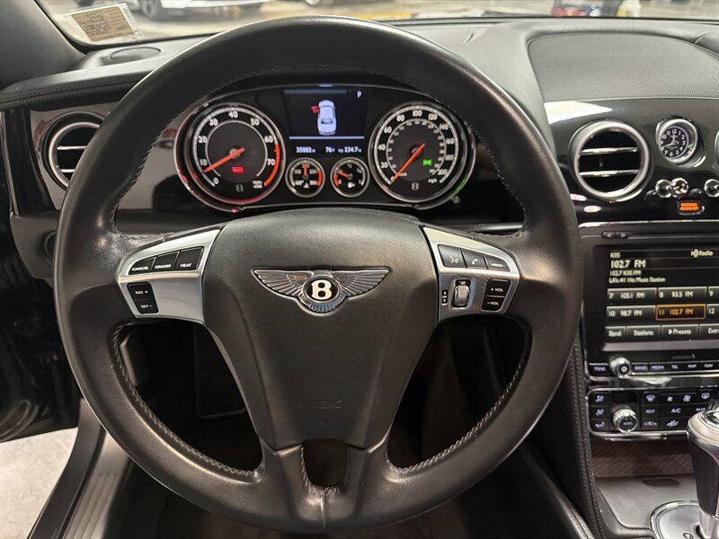 Used 2015 Bentley Flying Spur V8 image 21