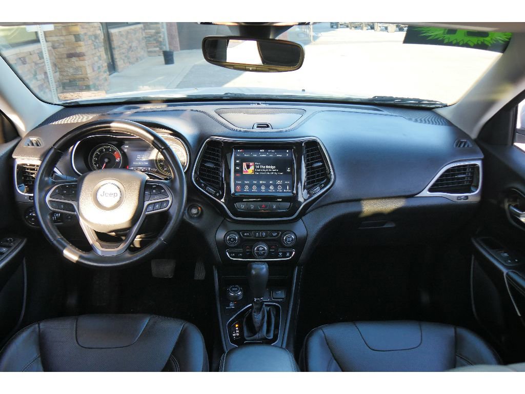 Used 2021 Jeep Cherokee Limited image 13