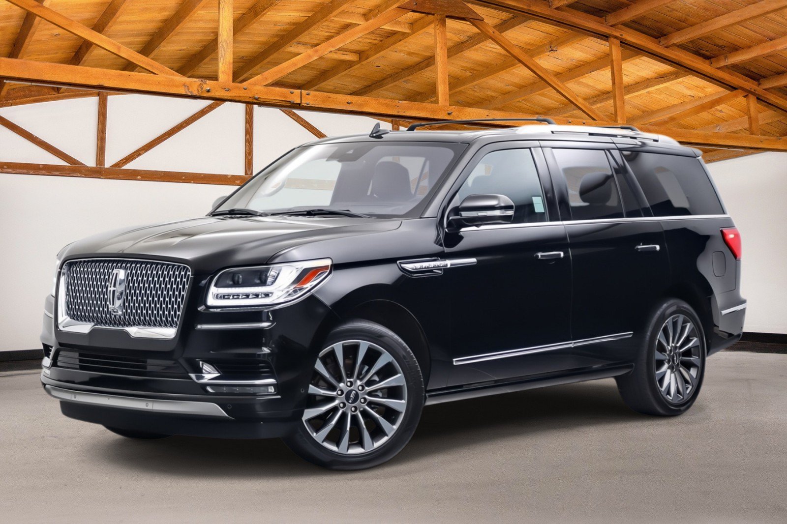 Used 2018 Lincoln Navigator Select w/ Technology Package