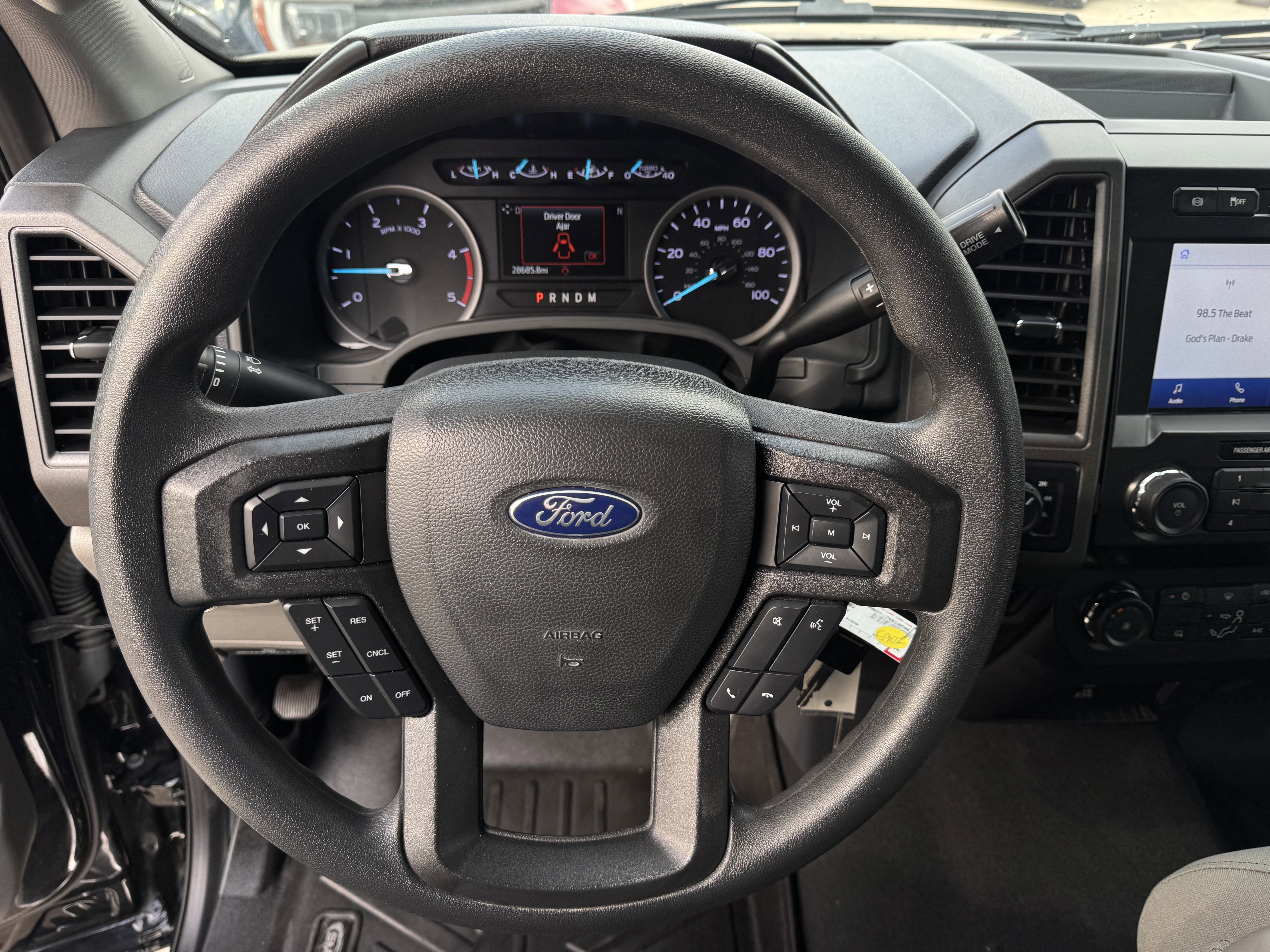 Used 2022 Ford F250 XL w/ STX Appearance Package image 19