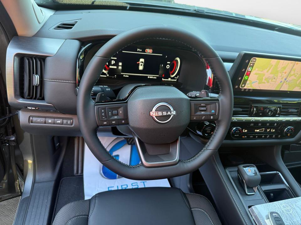 New 2026 Nissan Pathfinder SL w/ SL Premium Package FWD image 10