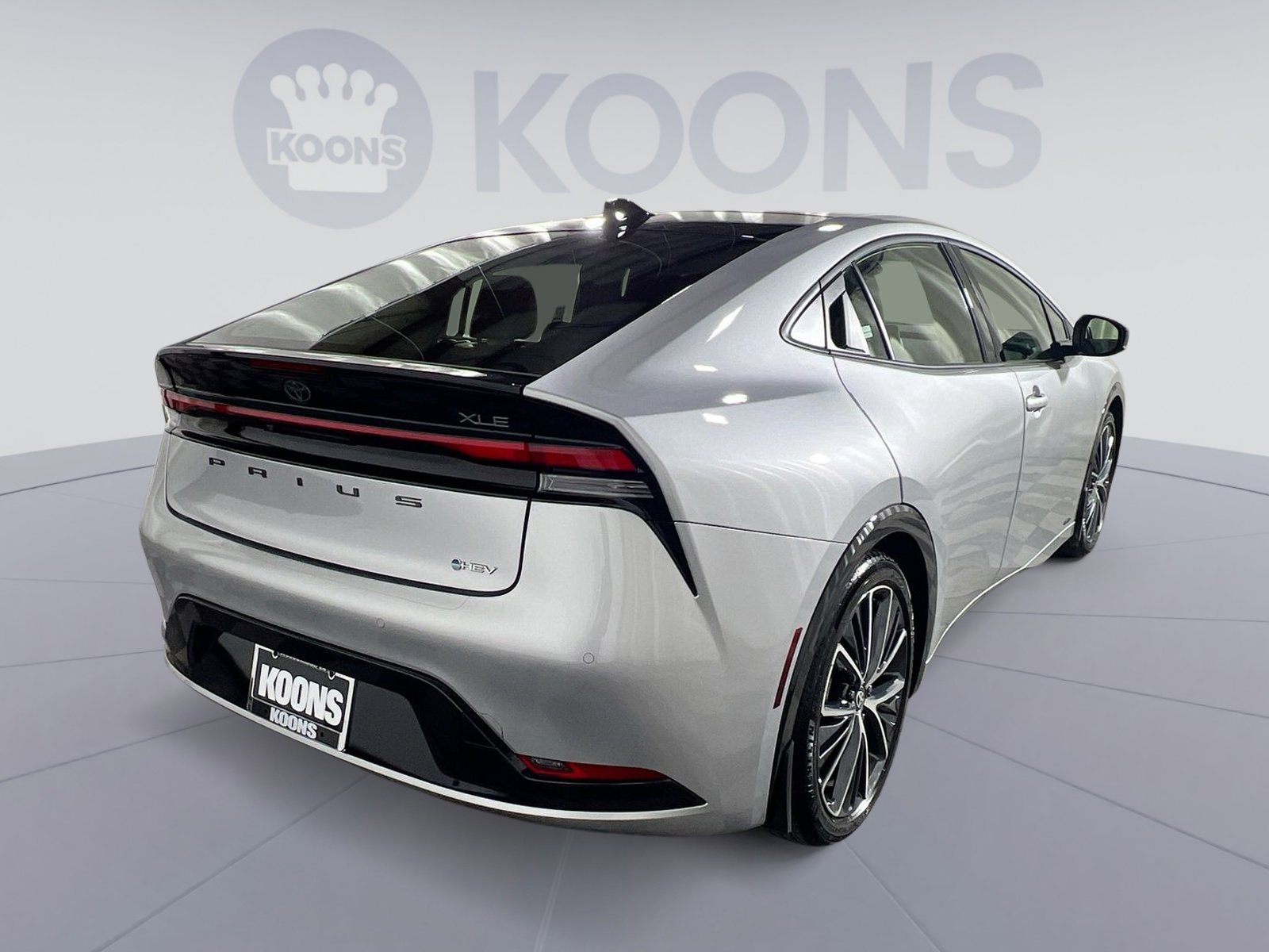 Used 2024 Toyota Prius XLE image 7