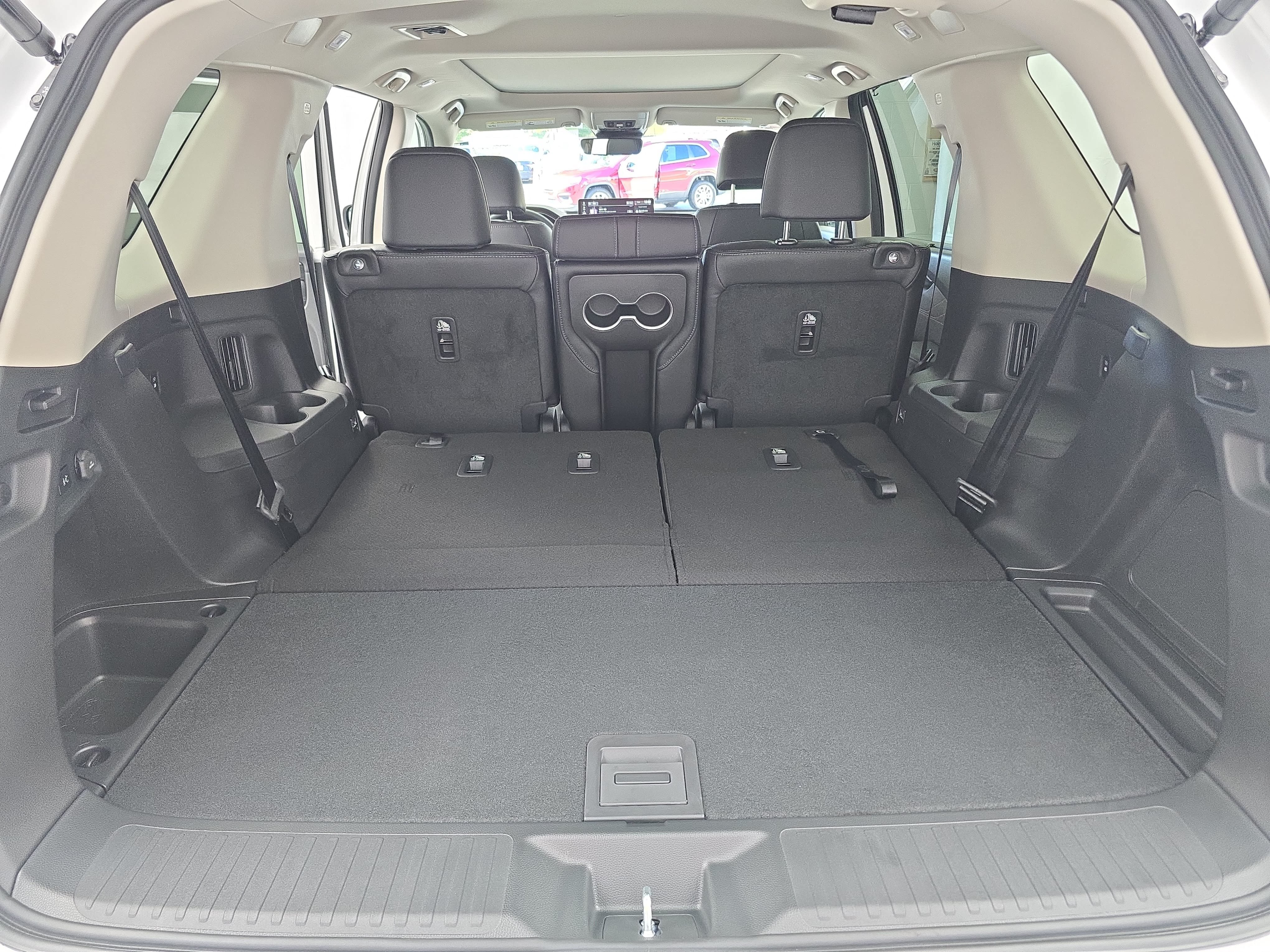 New 2026 Honda Pilot Touring image 13