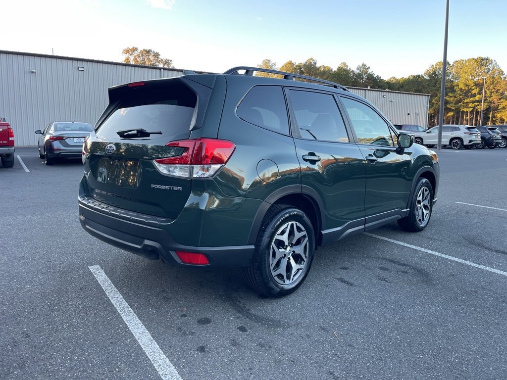 Used 2022 Subaru Forester Premium w/ Popular Package #1 image 8